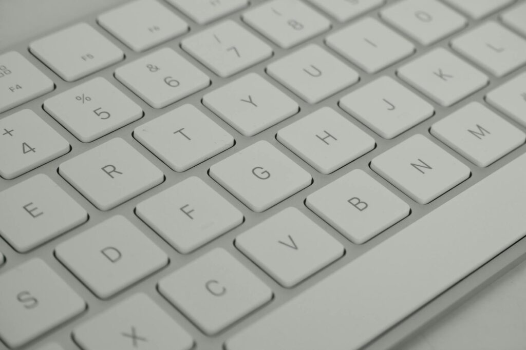 Układ klawiatury — QWERTY, AZERTY i polski układ: jak działa i jak go zmienić